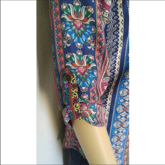 Red Camel blouse - Picture 3 of 6